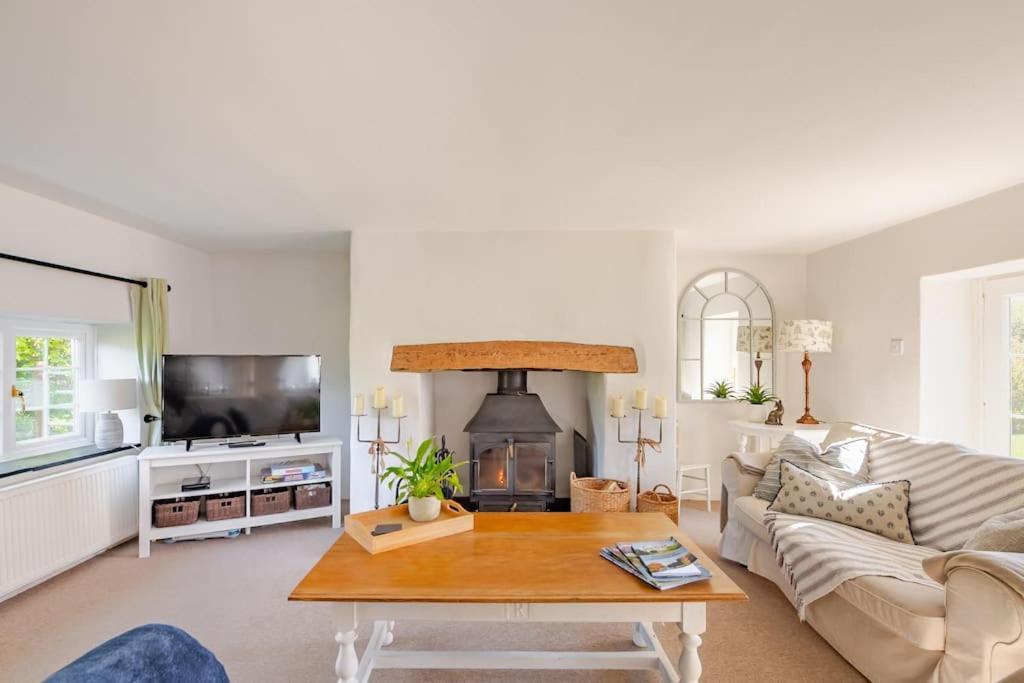 Rhos Y Bel Cottage Angelsey Llangadwaladr  Esterno foto