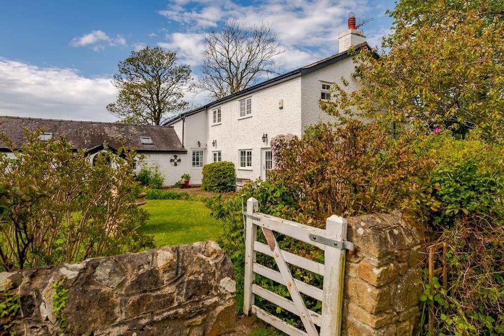 Rhos Y Bel Cottage Angelsey Llangadwaladr  Esterno foto